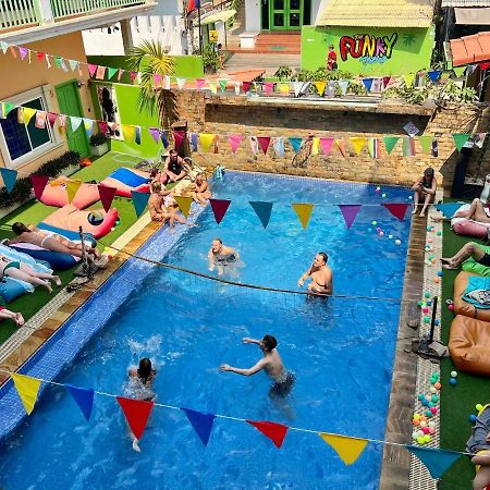 The Funky Village (Adults Only) Siem Reap Buitenkant foto