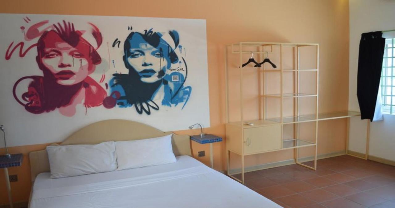 The Funky Village (Adults Only) Siem Reap Buitenkant foto