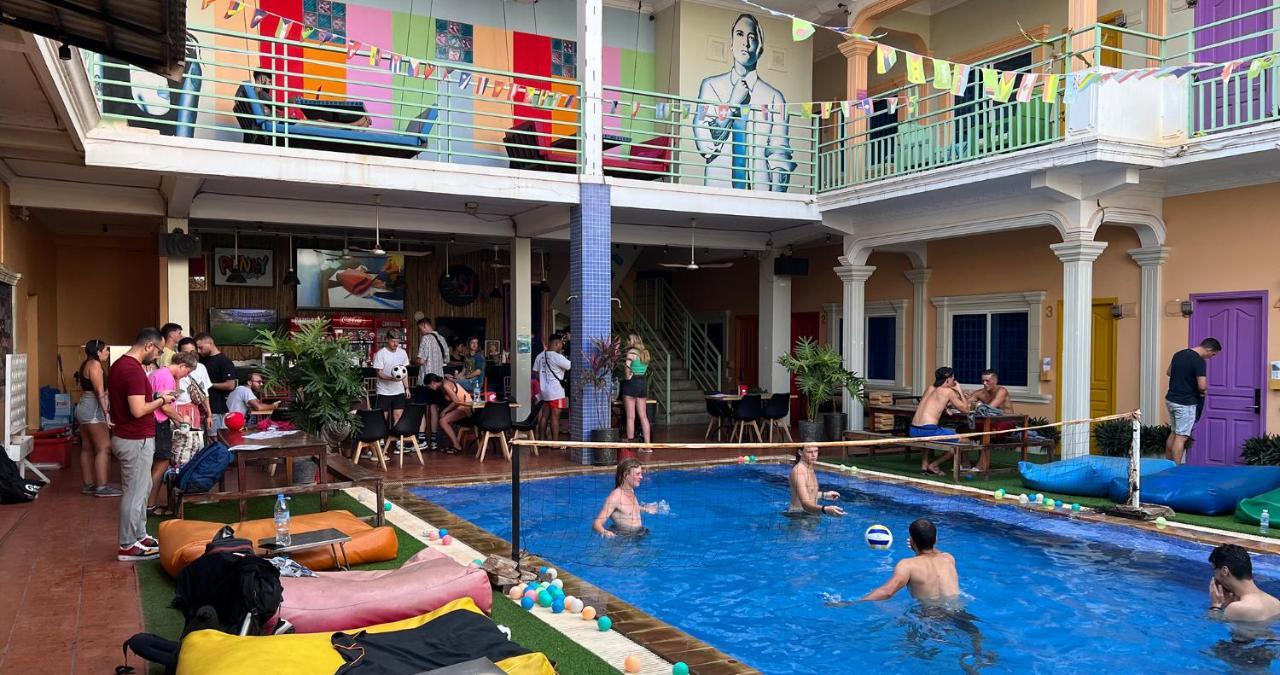 The Funky Village (Adults Only) Siem Reap Buitenkant foto