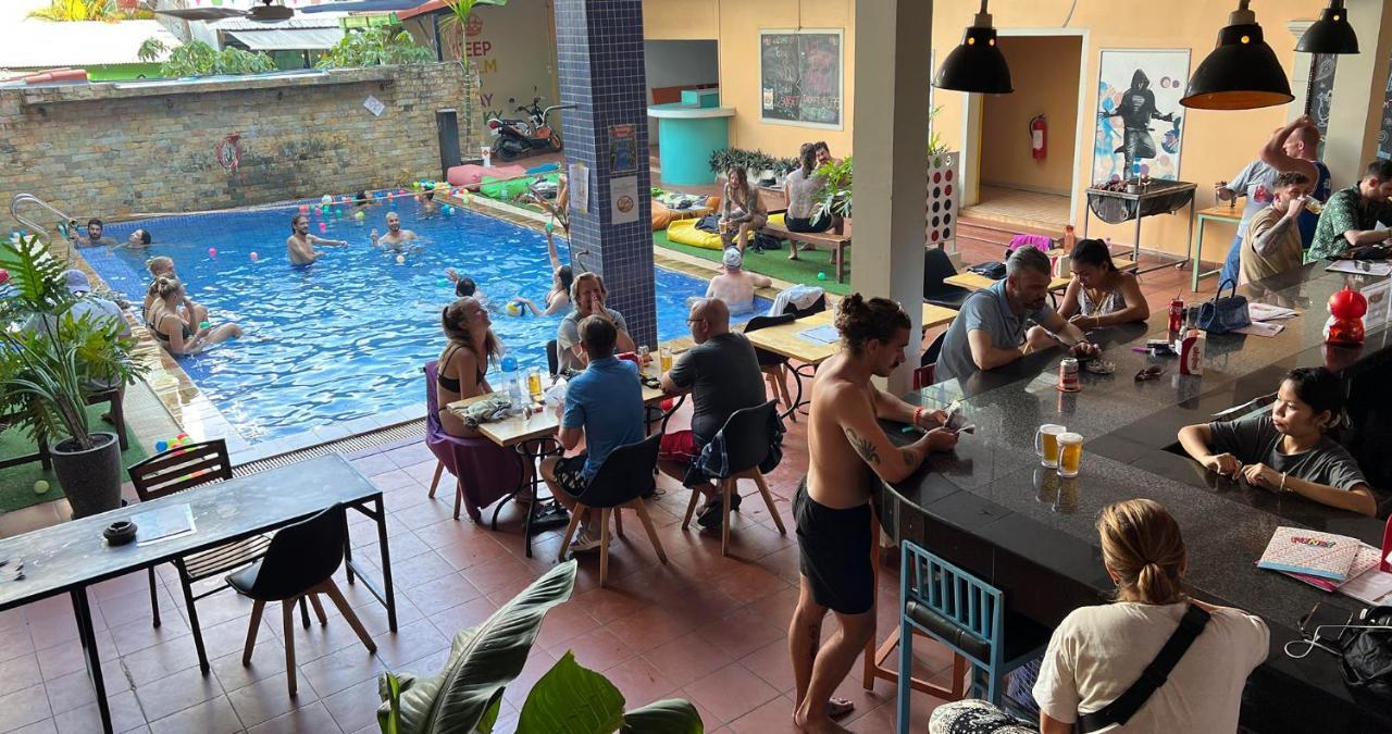 The Funky Village (Adults Only) Siem Reap Buitenkant foto