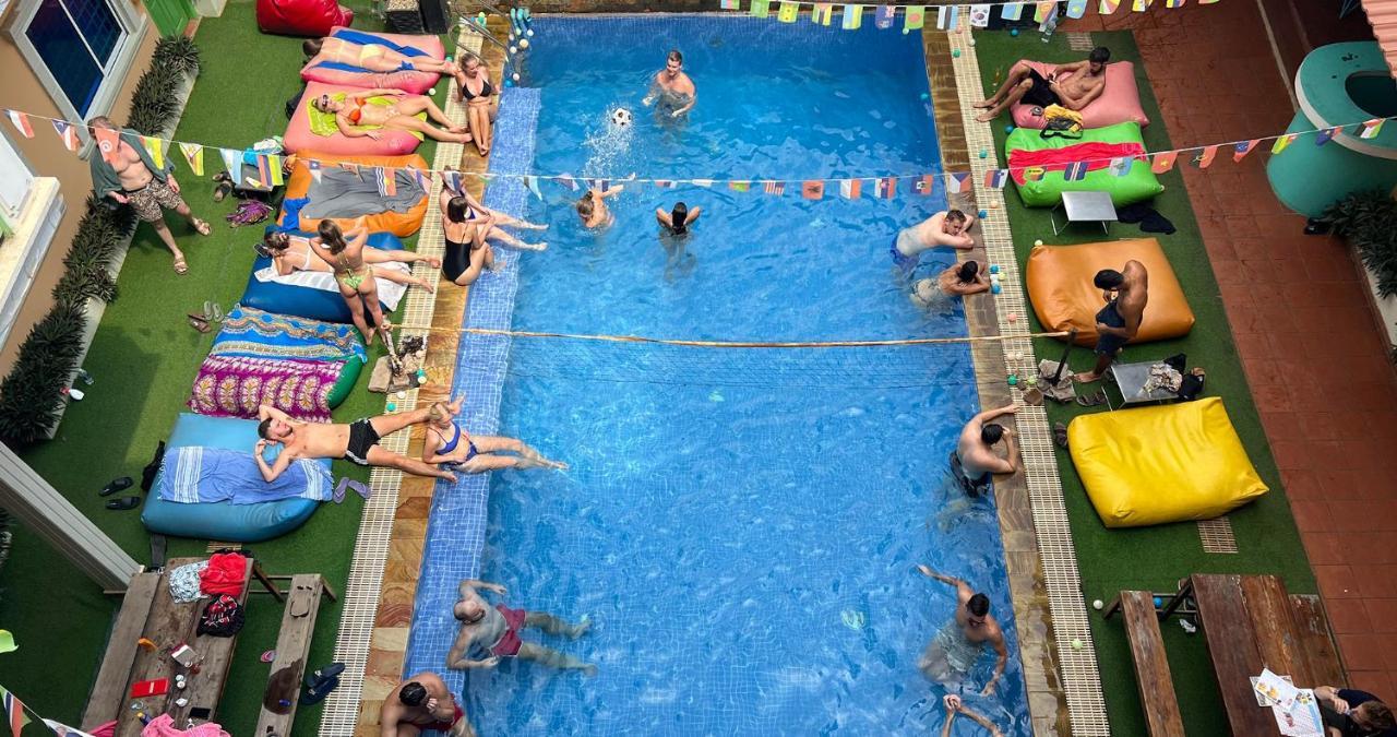The Funky Village (Adults Only) Siem Reap Buitenkant foto